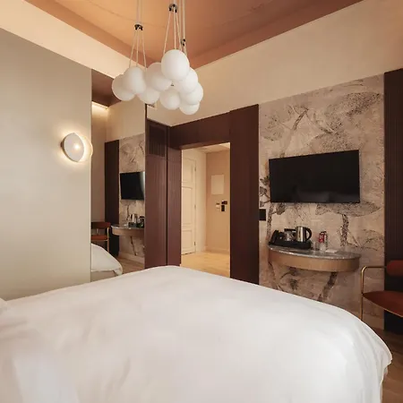 Zenith Premium 아파트호텔 4*