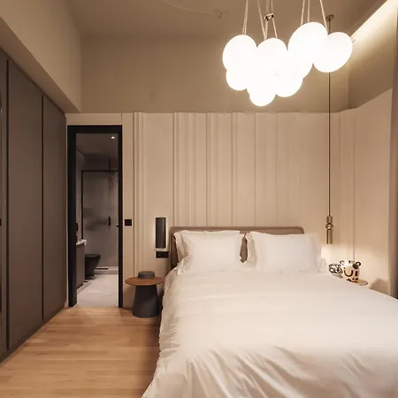 Zenith Premium Aparthotel 4*
