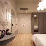 Zenith Premium شقة فندقية 4*
