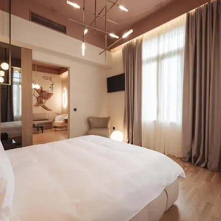 Zenith Premium アパートホテル